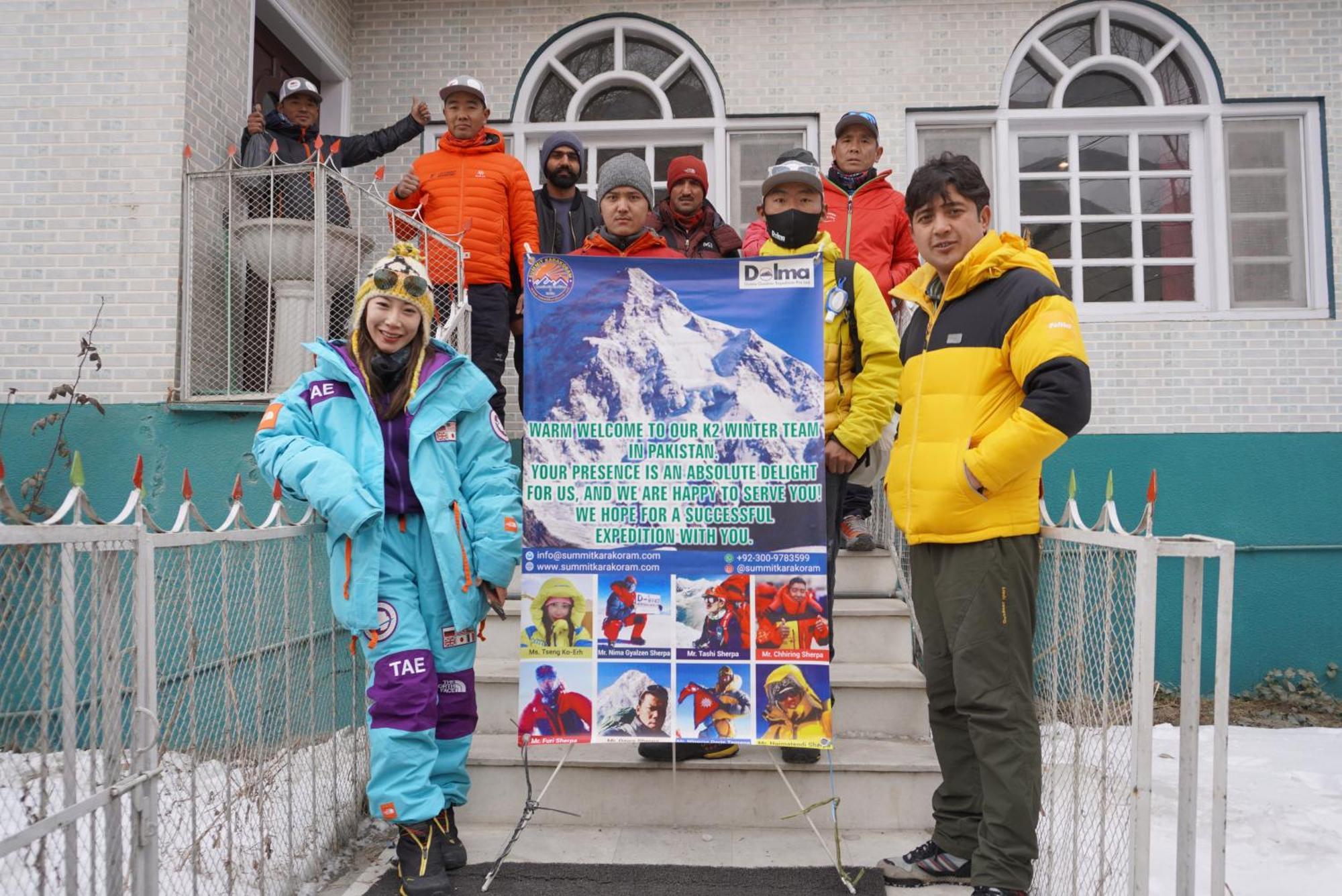 Hotel Dewanekhas Skardu Exteriör bild