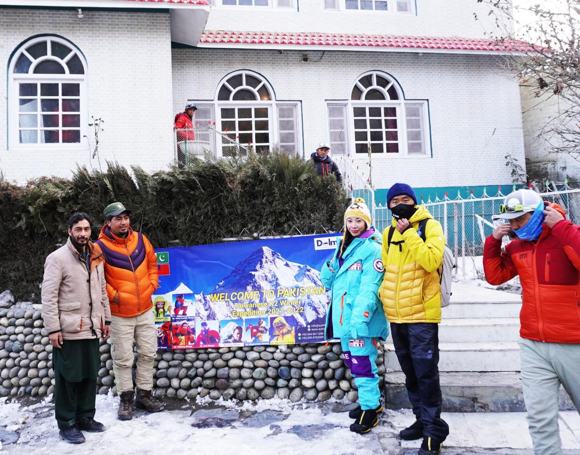 Hotel Dewanekhas Skardu Exteriör bild