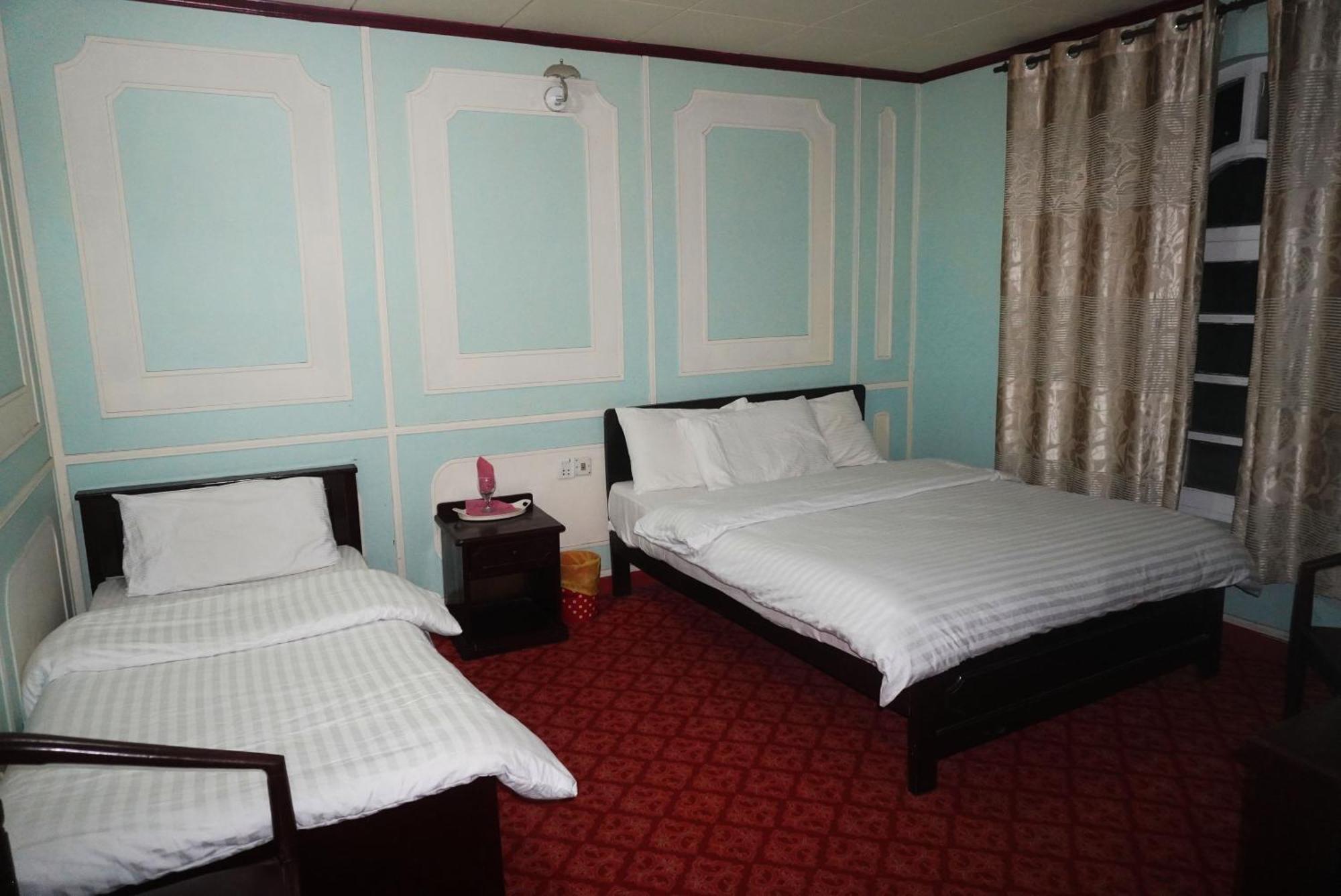 Hotel Dewanekhas Skardu Exteriör bild