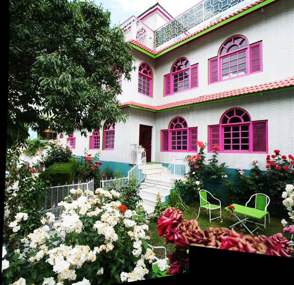 Hotel Dewanekhas Skardu Exteriör bild