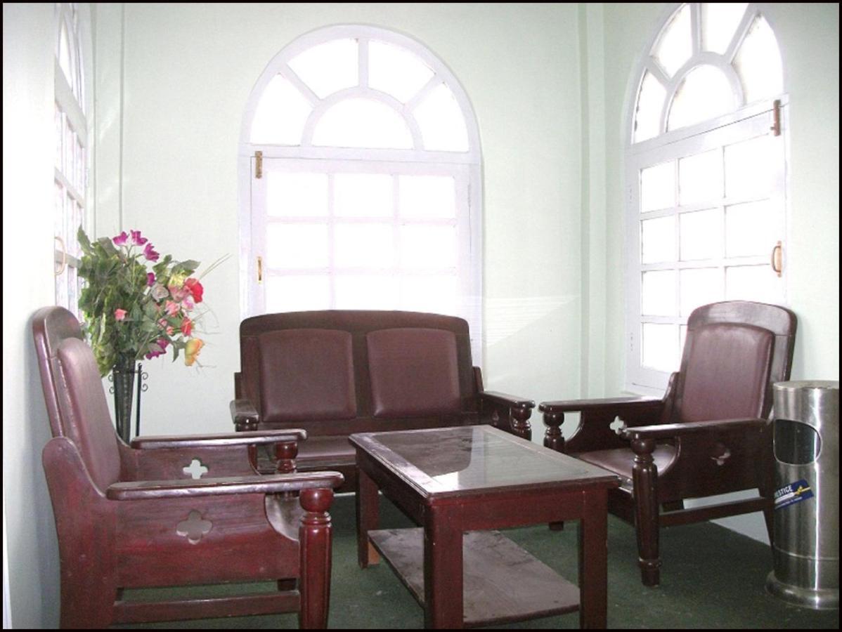 Hotel Dewanekhas Skardu Exteriör bild