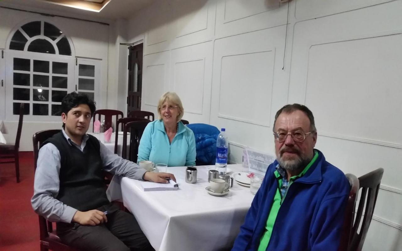 Hotel Dewanekhas Skardu Exteriör bild