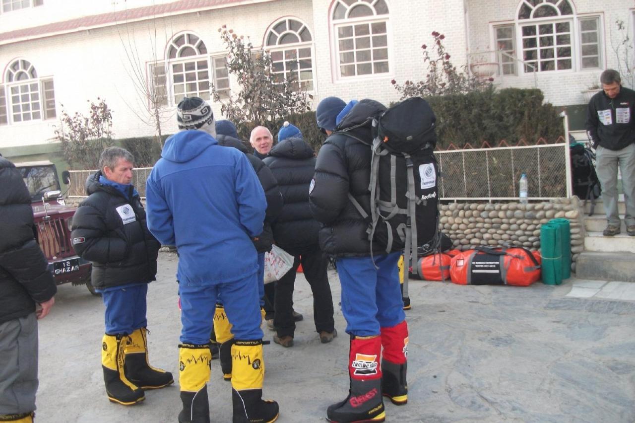 Hotel Dewanekhas Skardu Exteriör bild