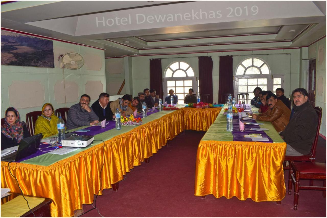 Hotel Dewanekhas Skardu Exteriör bild